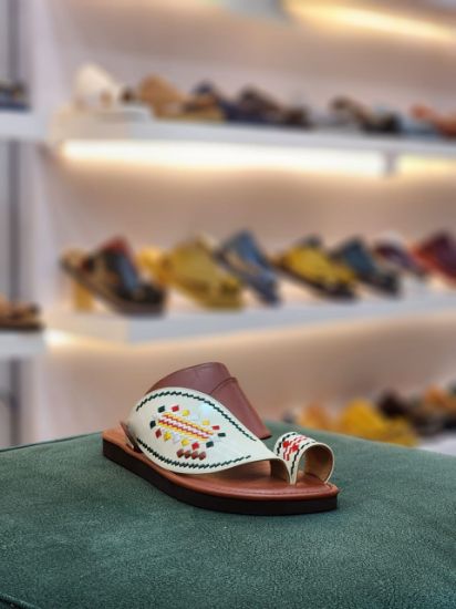 صورة زبيري وطني تطريز سدو مديل م 79